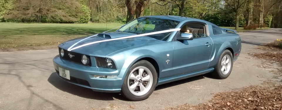 Ford Mustang V8 GT Wedding Car